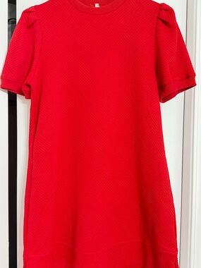 Red Textured Short Sleeve Shift Dress- Super Comfortable
